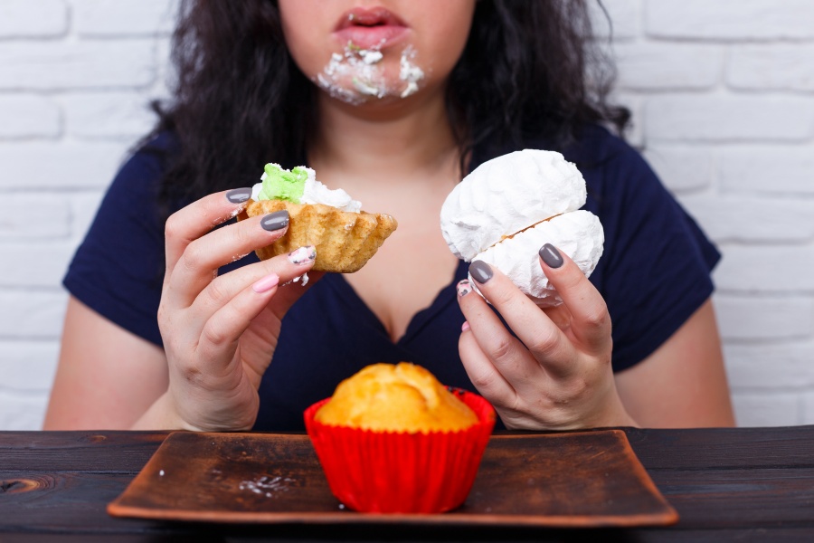 female binge eating