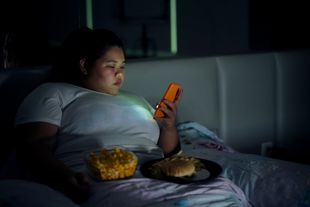 Exploring the Connection Between Sleep and Weight Loss